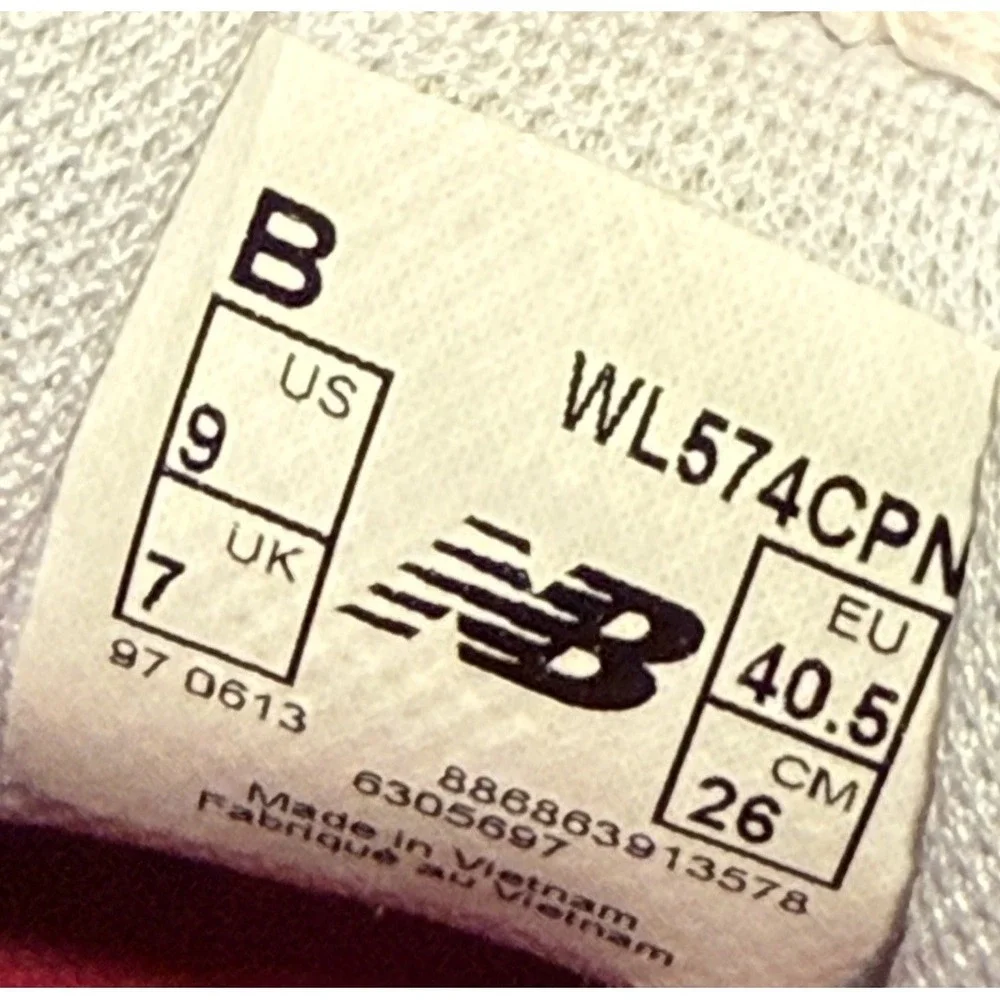 New Balance 574 Navy Pink Platform Liftstyle‎ Shoe WL574ZCB Women 9 Excellent